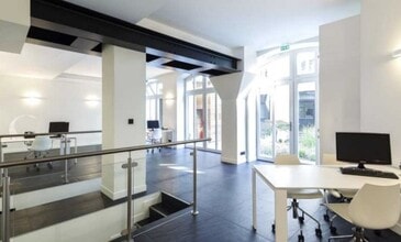 13 Rue Du Docteur Lancereaux, Paris à louer Photo intérieure- Image 2 de 8