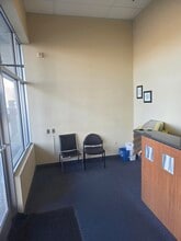 617-701 W Edgar Rd, Linden, NJ à louer Photo intérieure- Image 2 de 20