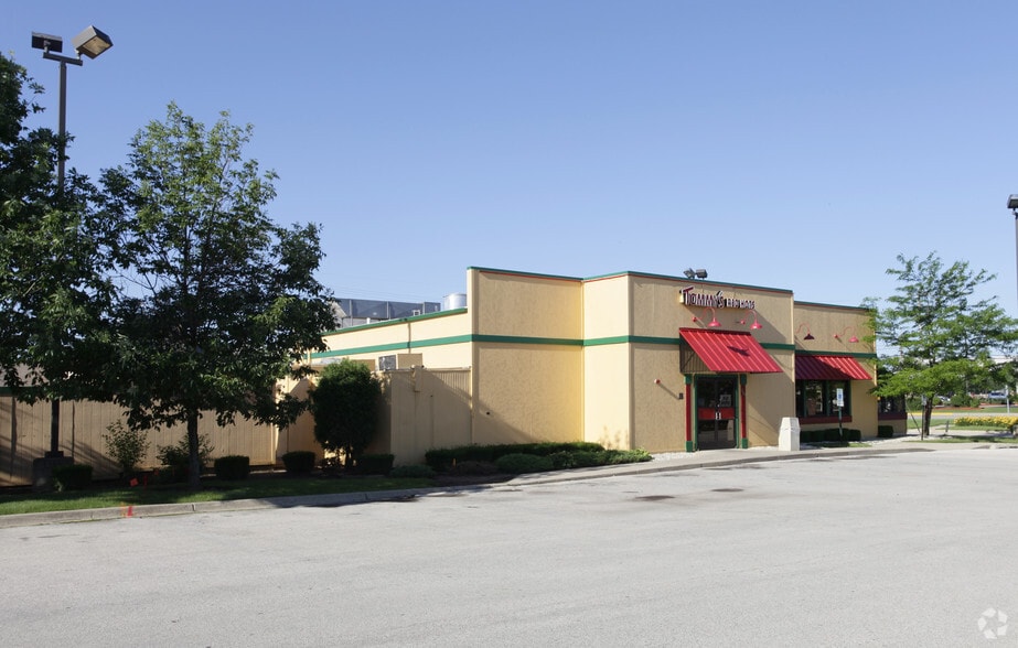 191 N Randall Rd, Lake In The Hills, IL for sale - Building Photo - Image 2 of 4
