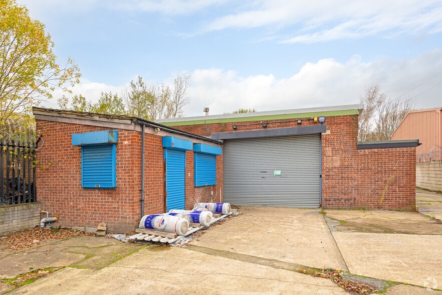 The Gateway, Rotherham for lease - Primary Photo - Image 1 of 2