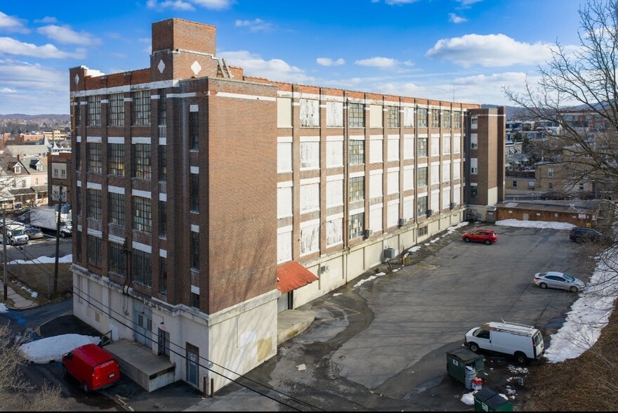 747-763 Pittston St, Allentown, PA for sale - Building Photo - Image 2 of 40