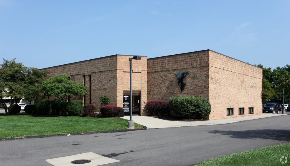 5180 E Main St, Columbus, OH for lease - Building Photo - Image 1 of 20