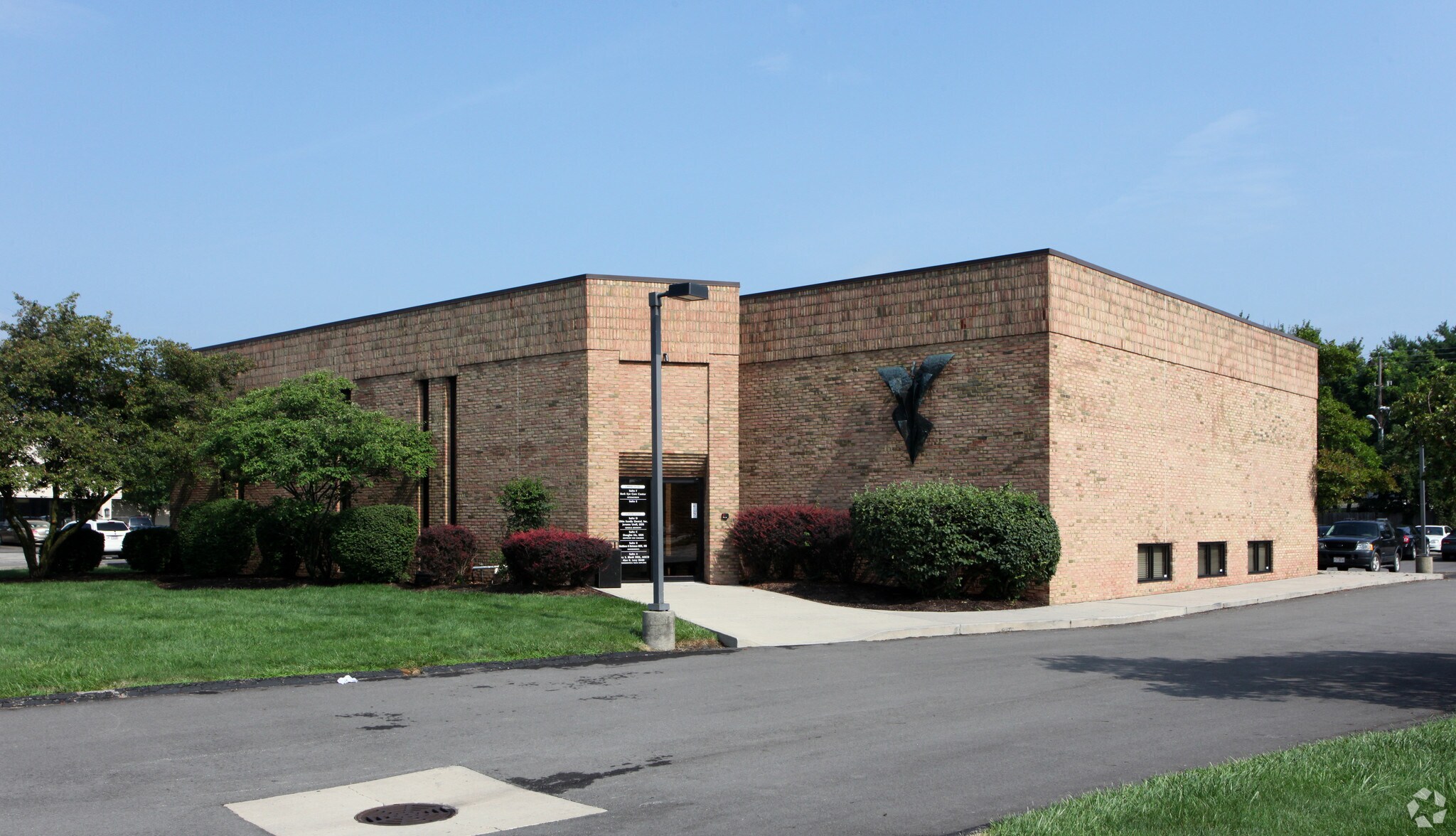 5180 E Main St, Columbus, OH for lease Building Photo- Image 1 of 21