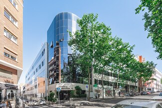 Plus de détails pour Calle de la Infanta Mercedes, 31, Madrid - Bureau à louer