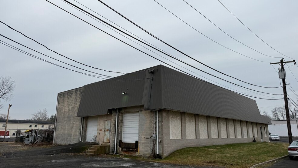 2835 & 2845 Terwood Road portefeuille de 2 propriétés à vendre sur LoopNet.ca - Photo du bâtiment - Image 3 de 7