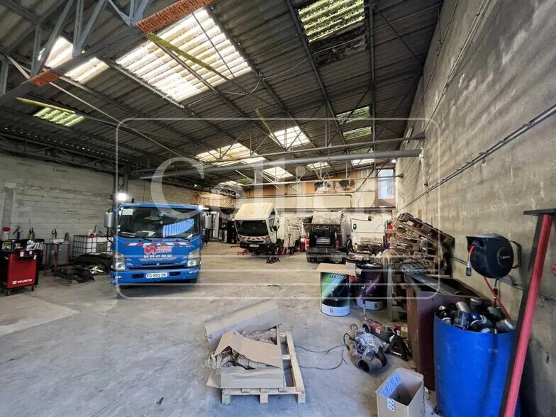 Bureau dans Rousset à louer - Photo intérieure - Image 3 de 14