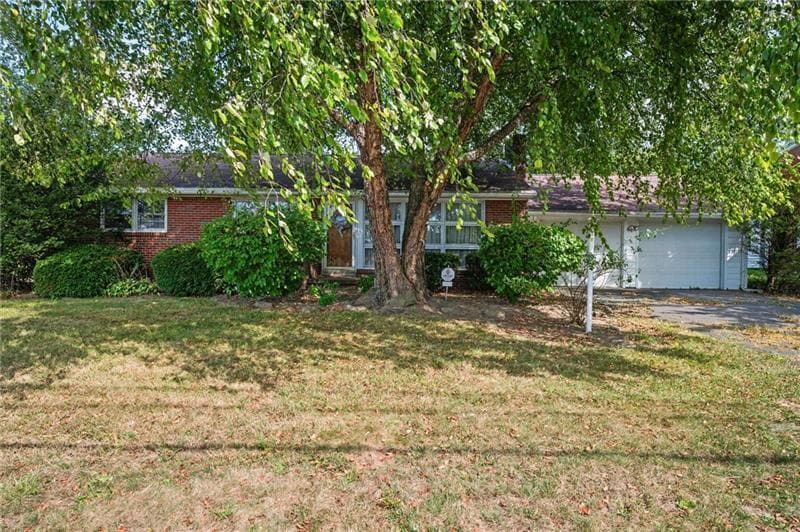 39 S Buhl Farm Dr, Hermitage, PA for sale - Building Photo - Image 2 of 10