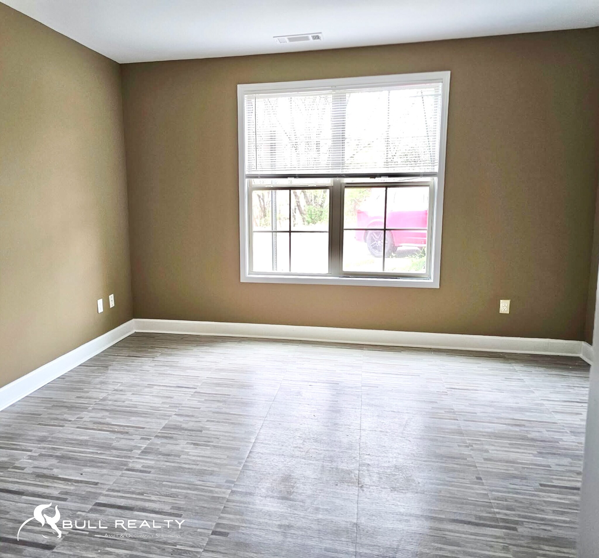 310 Paper Trail Way, Canton, GA for sale Primary Photo- Image 1 of 1