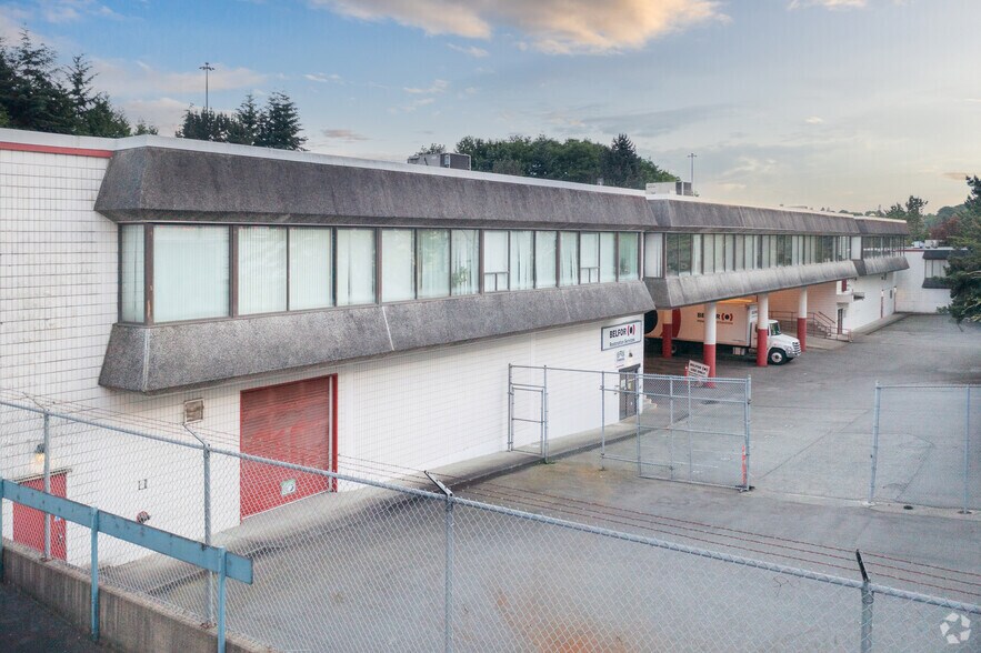 3330 Bridgeway St, Vancouver, BC à louer - Photo du bâtiment - Image 1 de 4