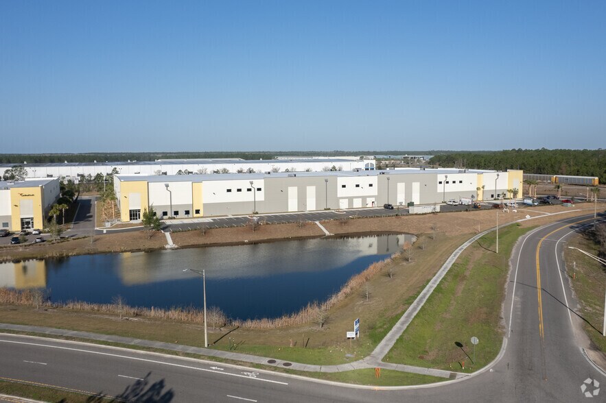 3750 Cisco Dr W, Jacksonville, FL à louer - Photo du bâtiment - Image 2 de 10