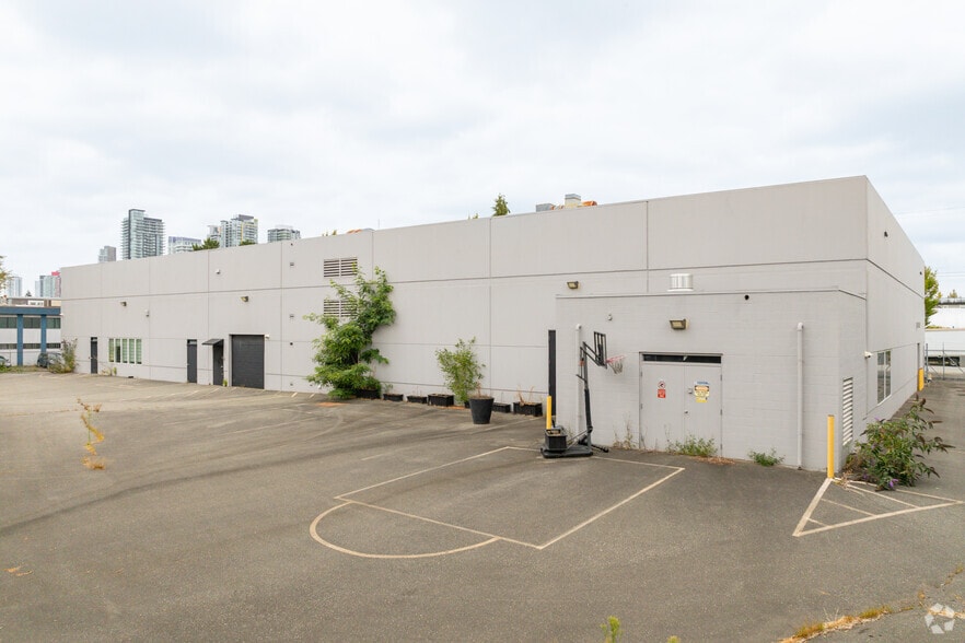 5542 Short St, Burnaby, BC for lease - Building Photo - Image 2 of 3
