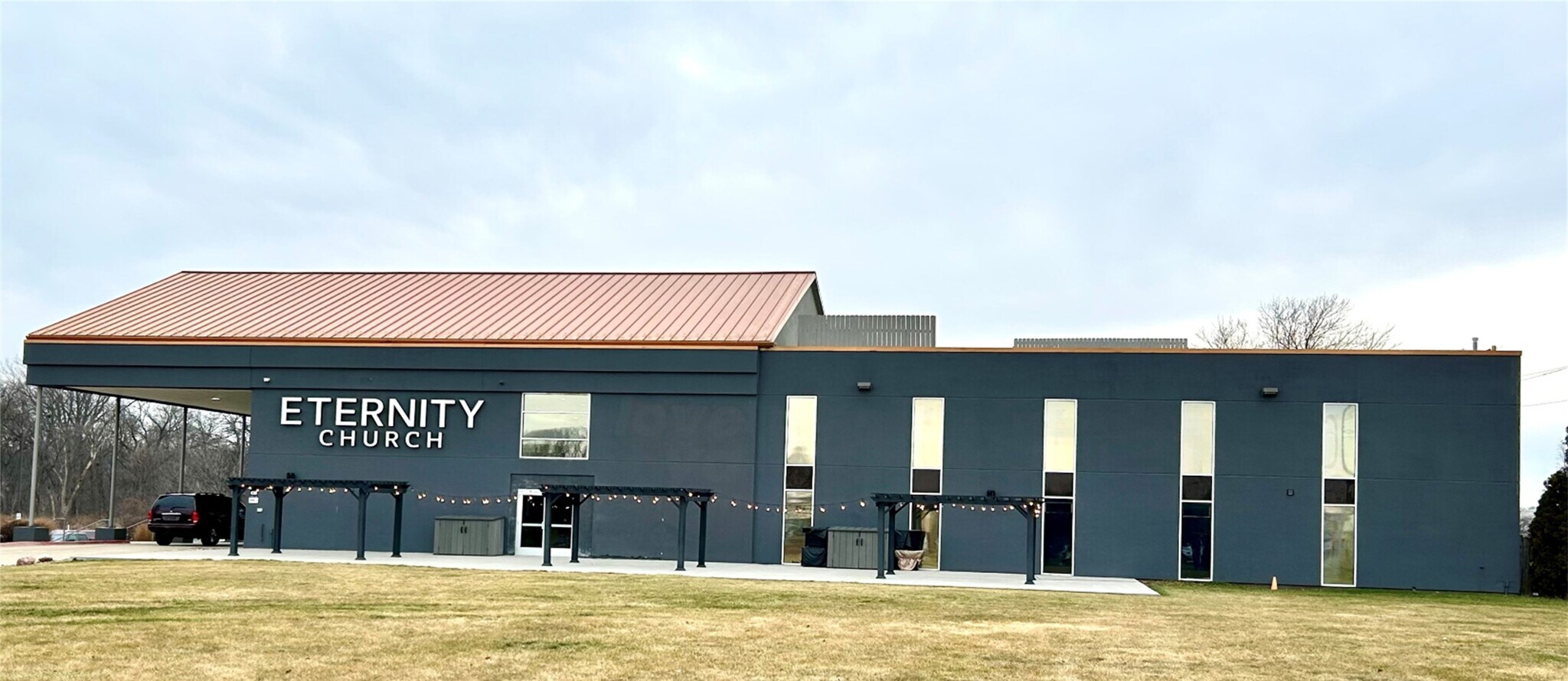 2000 NW 100th St, Clive, IA for sale Building Photo- Image 1 of 1