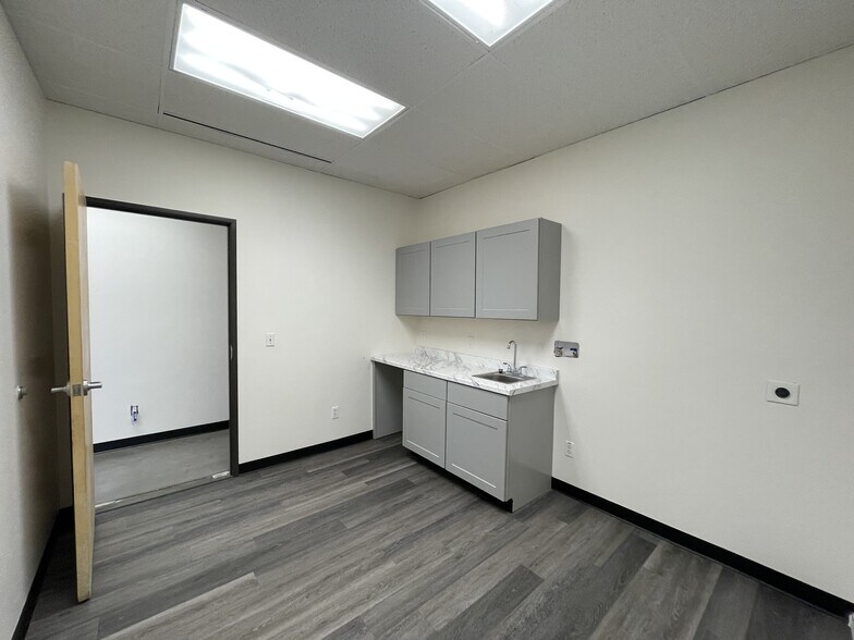 5930 Ingalls St, Arvada, CO à louer - Photo du bâtiment - Image 3 de 8