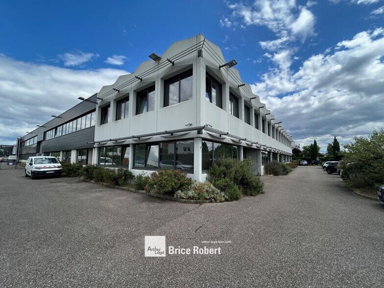 5 Route Du Pérollier, Dardilly for lease - Building Photo - Image 1 of 6