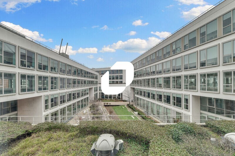 Flex dans Saint-Denis à louer Photo du bâtiment- Image 1 de 15