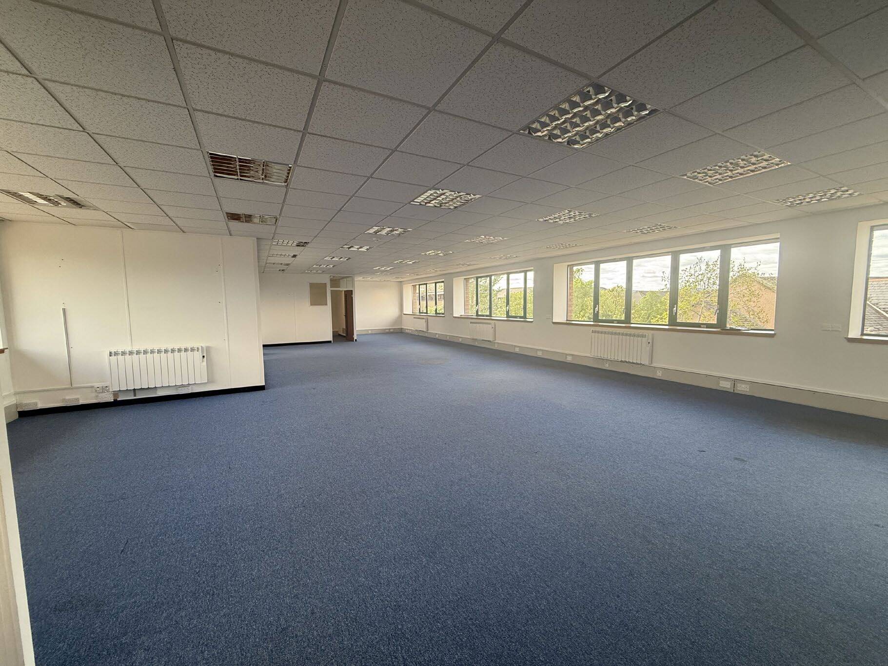 Beechwood Park, Inverness for lease Interior Photo- Image 1 of 2