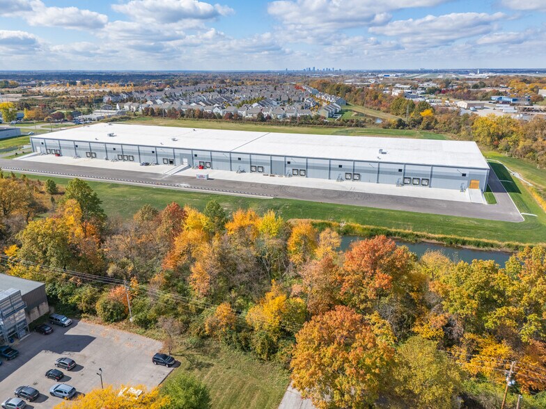 456 Outerbelt St, Columbus, OH à louer - Photo du bâtiment - Image 3 de 3