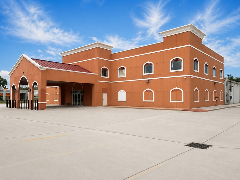 5800 Airline Dr, Houston, TX for lease - Building Photo - Image 1 of 14