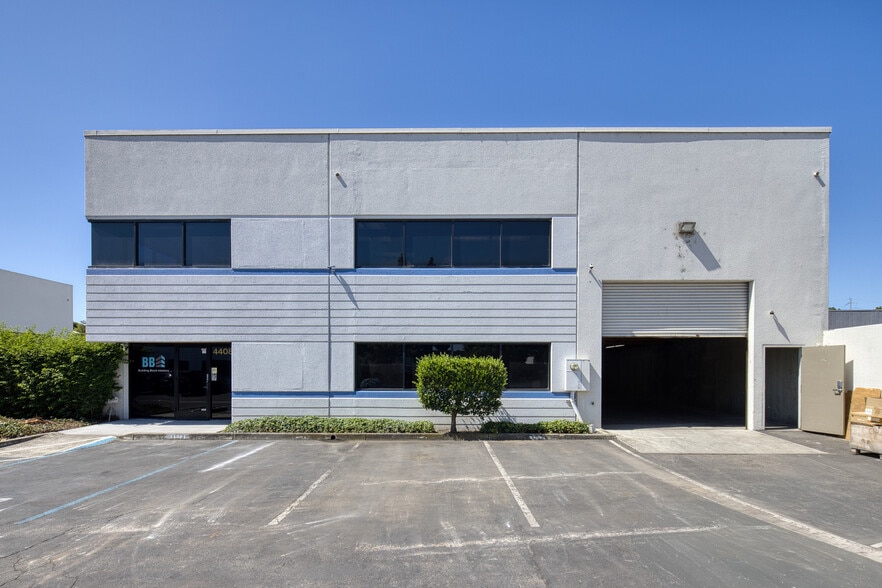 44081 S Grimmer Blvd, Fremont, CA for sale - Building Photo - Image 2 of 3
