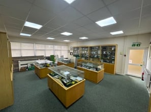 Bronaeron, Lampeter for lease Interior Photo- Image 1 of 2