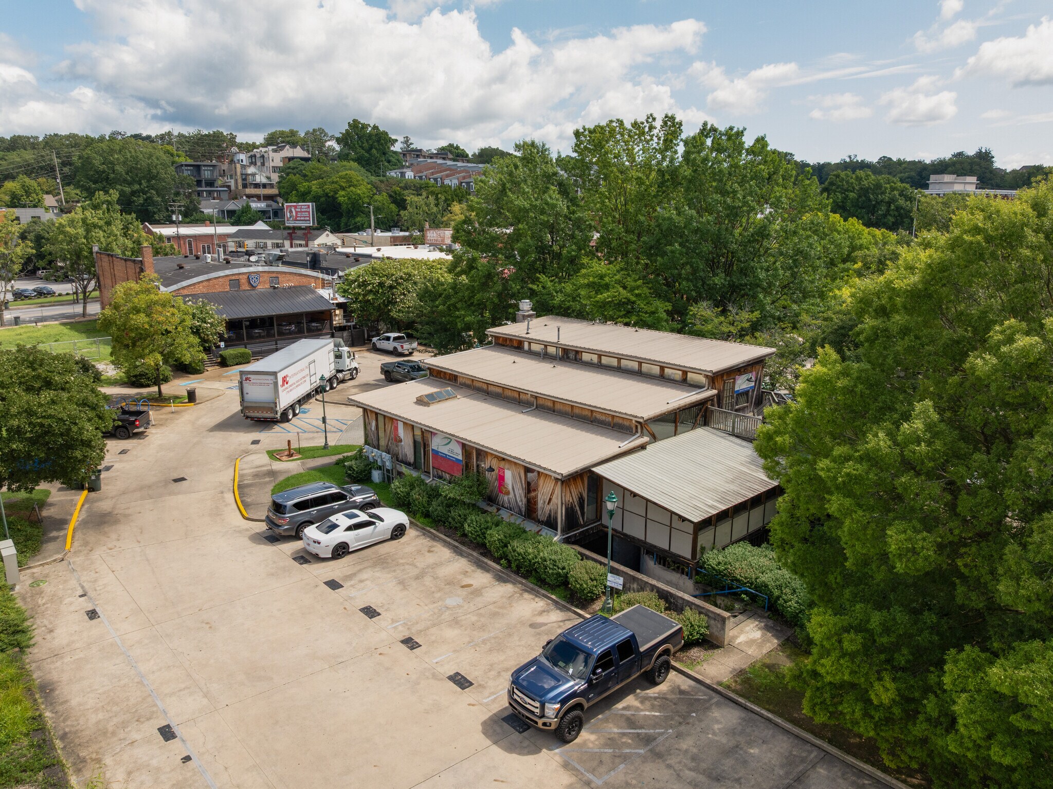 110 River St, Chattanooga, TN à louer Photo du bâtiment- Image 1 de 20