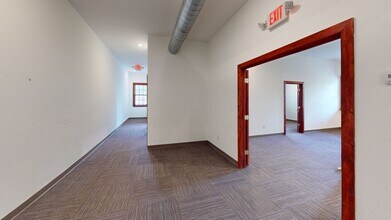 390 Vineyard Way, West Grove, PA for lease Interior Photo- Image 2 of 5