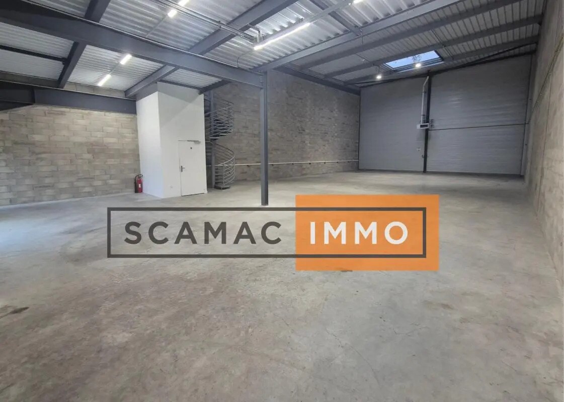 Flex in Louvres for sale Building Photo- Image 1 of 5