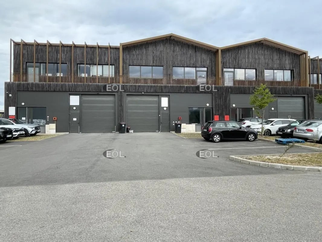 Flex in Cormeilles-en-Parisis for lease Building Photo- Image 1 of 7