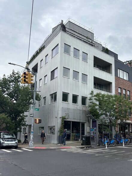 77-79 Grand St, Brooklyn, NY à vendre - Photo du bâtiment - Image 3 de 3