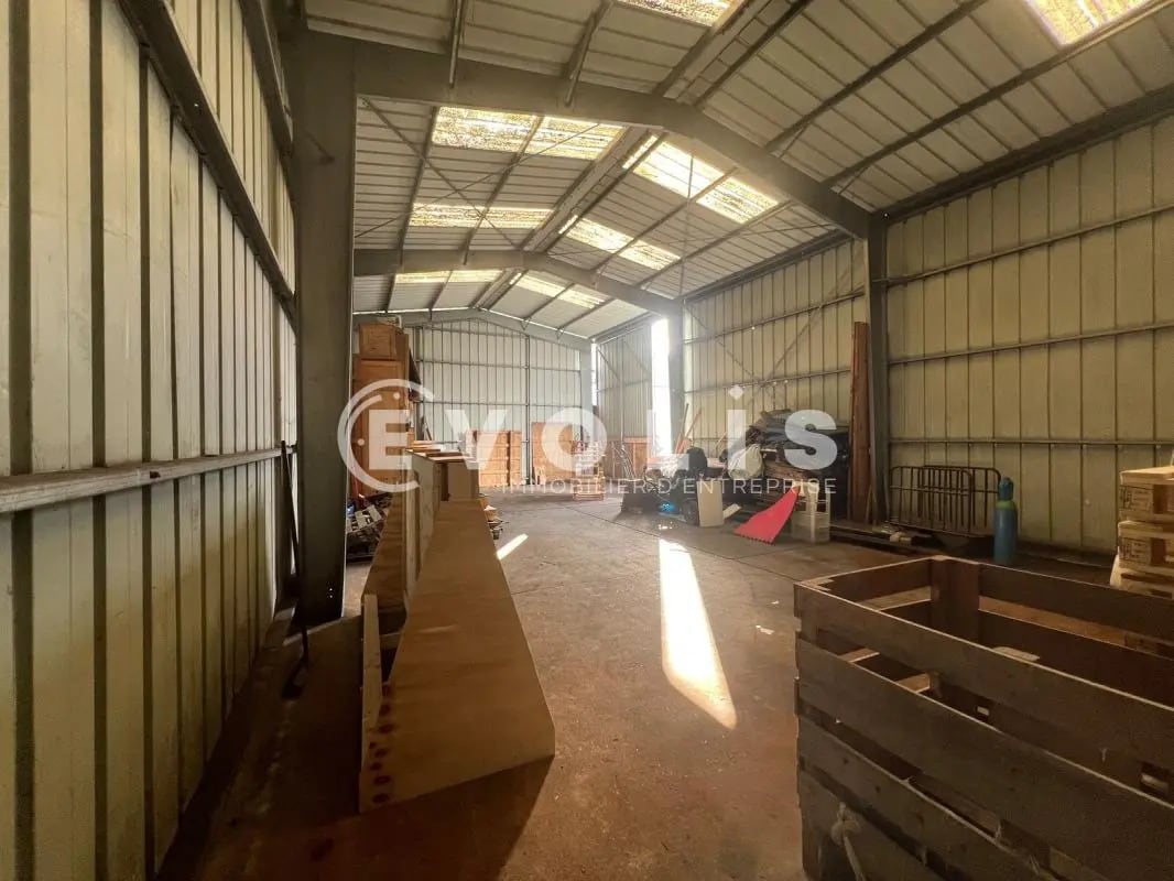 Flex in Ballainvilliers for sale Interior Photo- Image 1 of 8