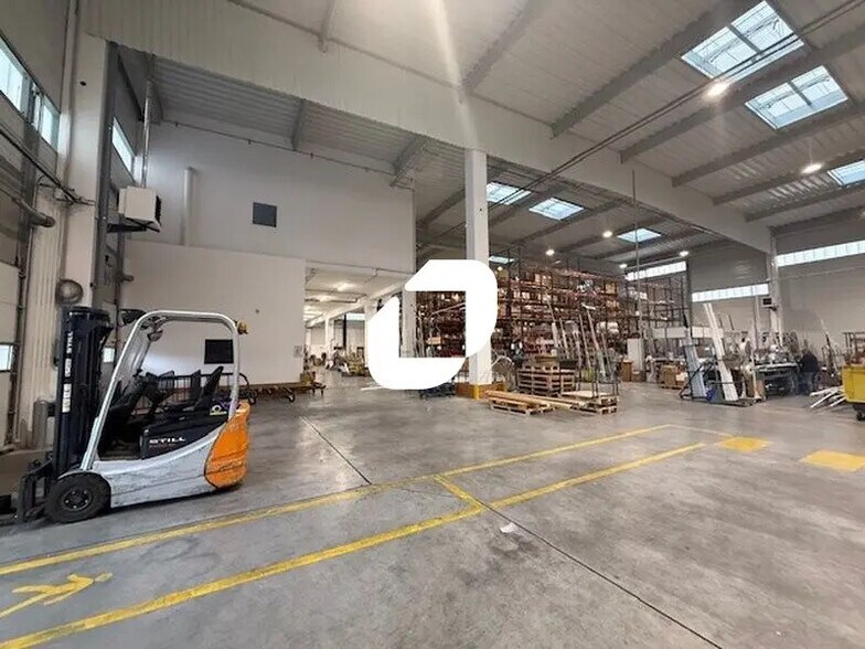 Bureau dans Neuville-sur-Oise à louer - Photo intérieure - Image 3 de 20