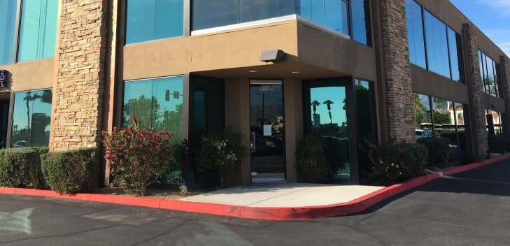 78000 Fred Waring Dr, Palm Desert, CA for lease - Building Photo - Image 2 of 3