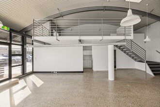 52 Queen St, Beaconsfield à louer Photo intérieure- Image 2 de 9