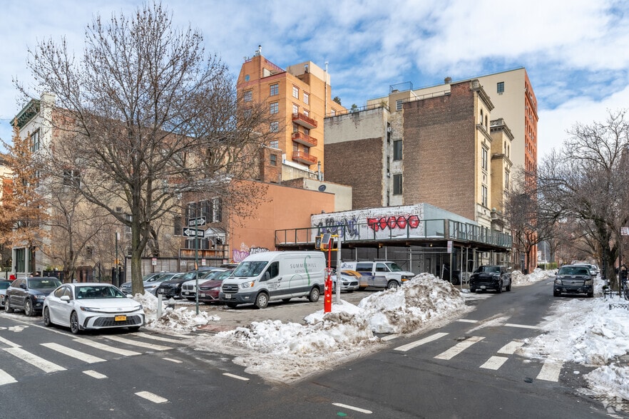 685 Washington st, New York, NY for sale - Primary Photo - Image 1 of 11