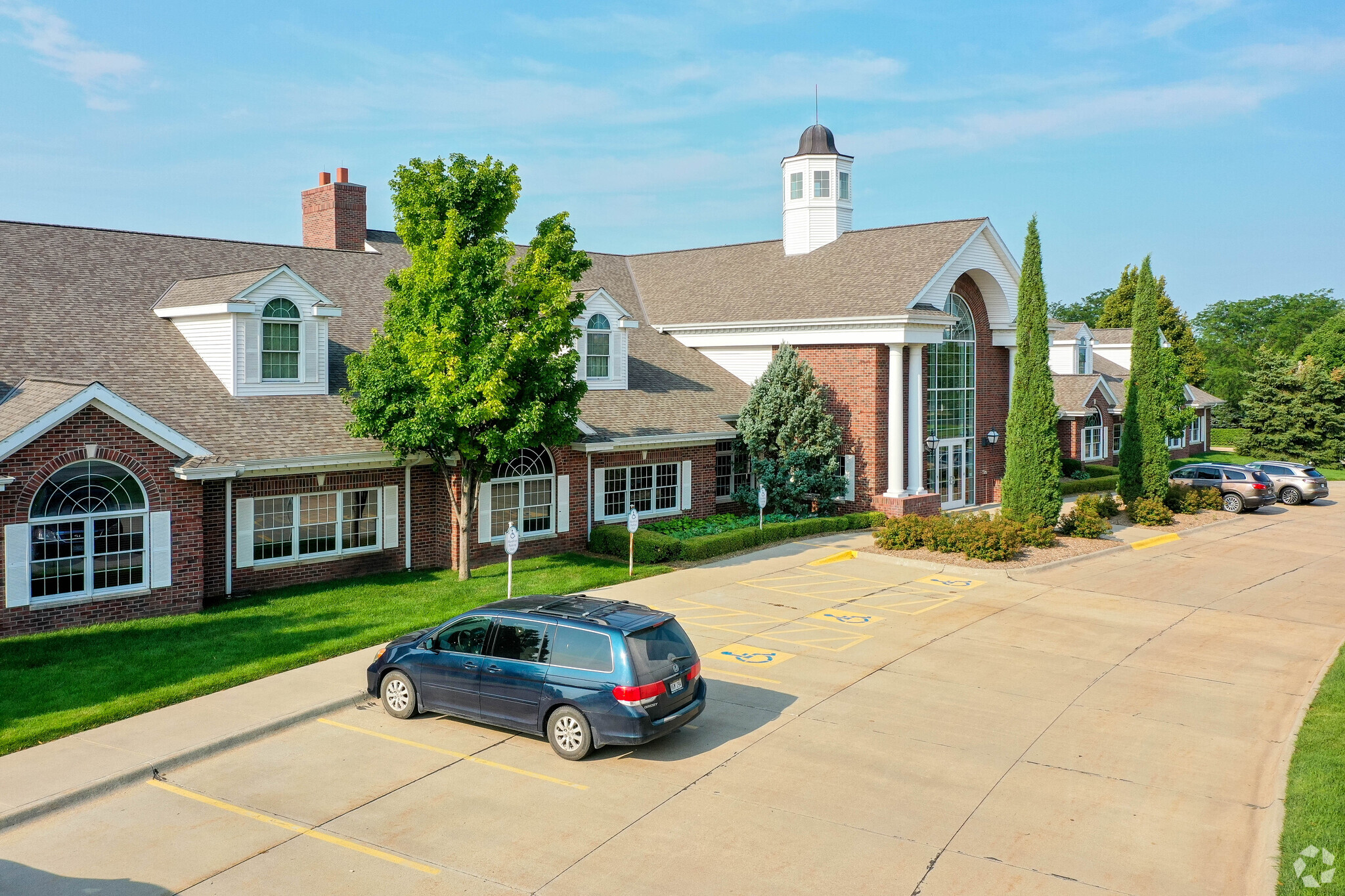 3401 Village Dr, Lincoln, NE for sale Building Photo- Image 1 of 1