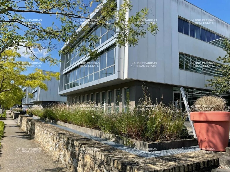 1 Rue Edith Piaf, Saint-Herblain for lease - Building Photo - Image 1 of 15