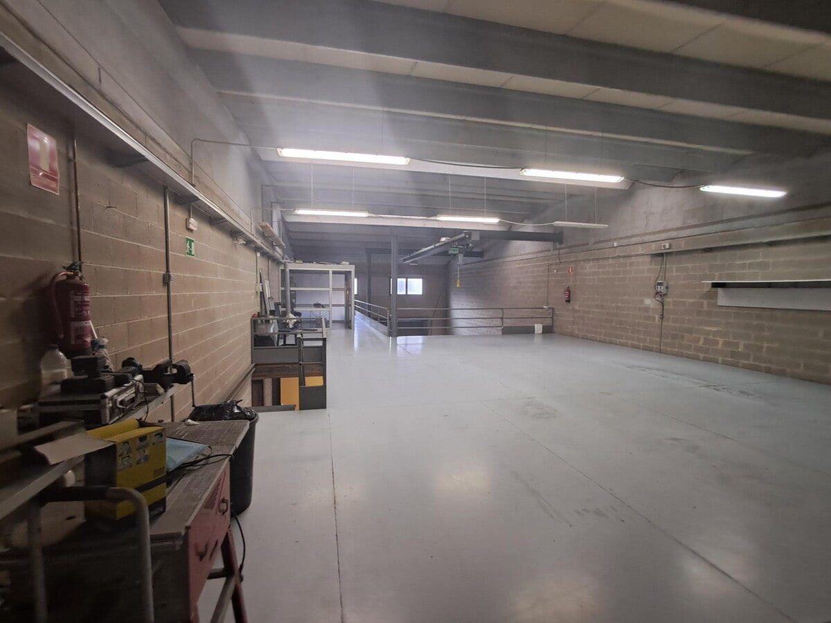 Igualada, BAR 08700 - Unit 7 -  - Interior Photo - Image 1 of 14