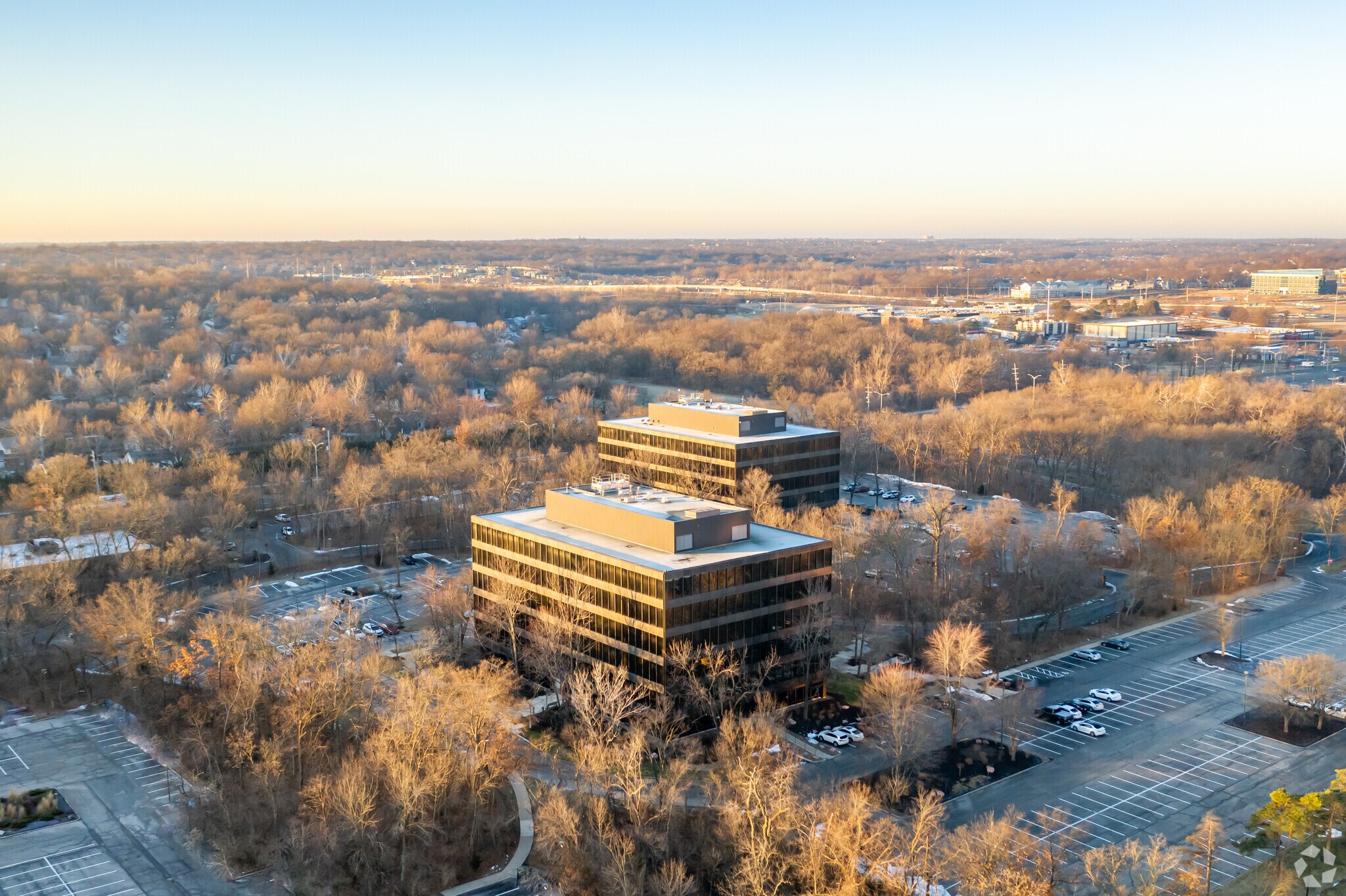 9300 W 110th St, Overland Park, KS à louer Photo du bâtiment- Image 1 de 3