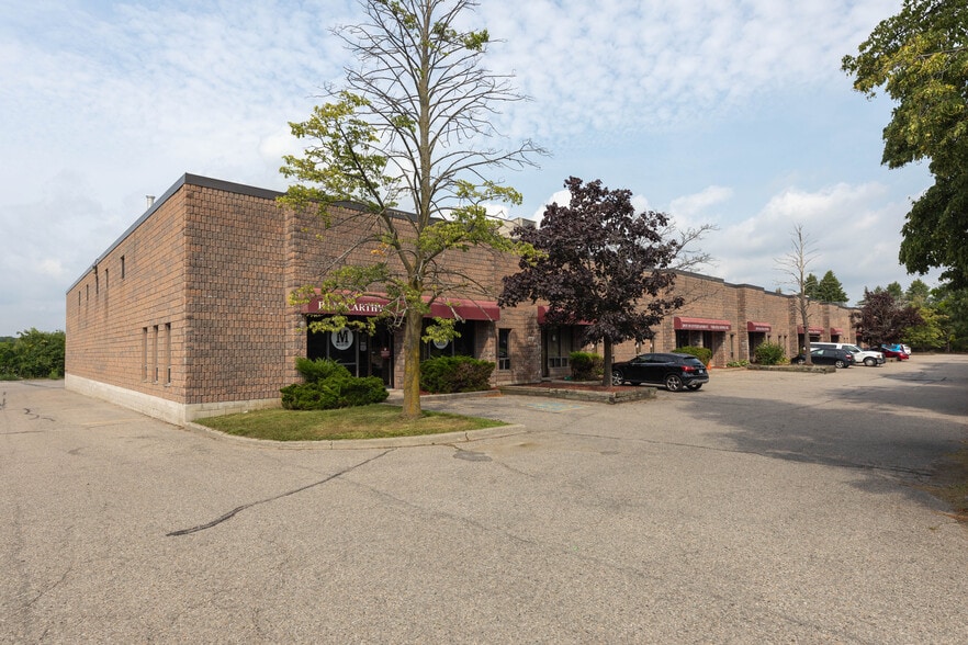 700 Finley Ave, Ajax, ON for sale - Primary Photo - Image 1 of 1