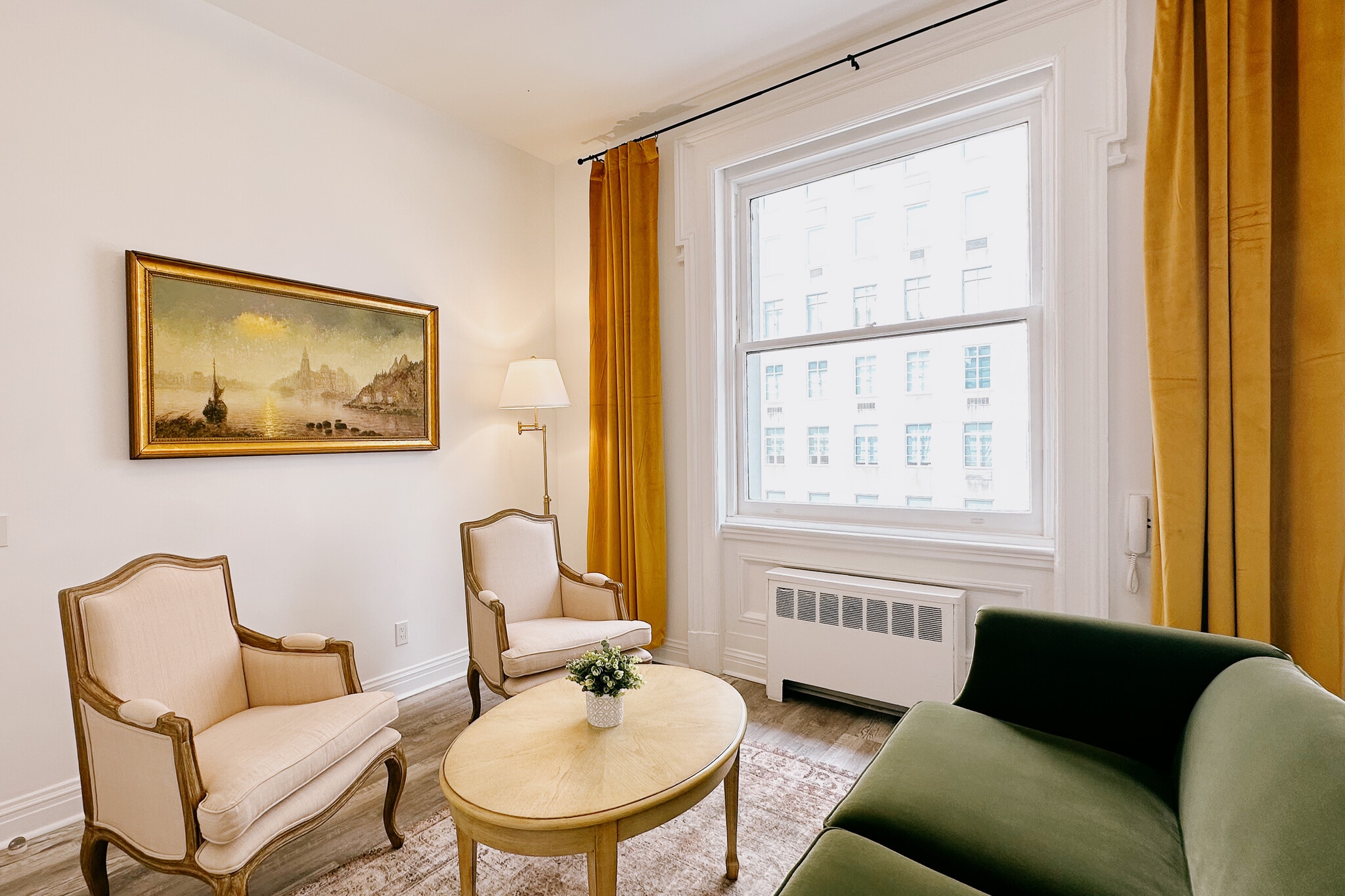 16 E 79th St, New York, NY à louer Photo intérieure- Image 1 de 8