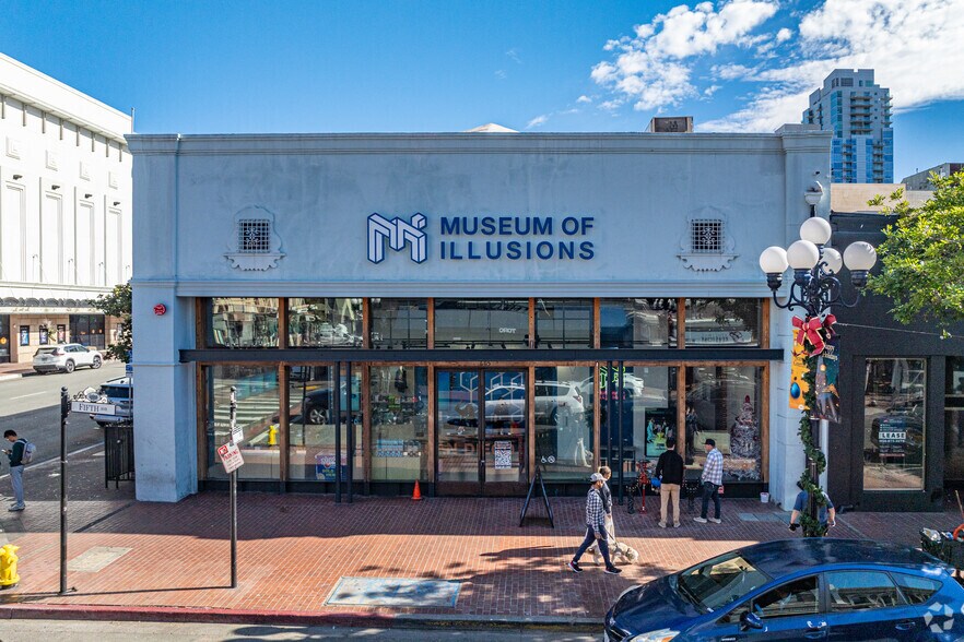 665 5th Ave, San Diego, CA for sale - Building Photo - Image 2 of 4