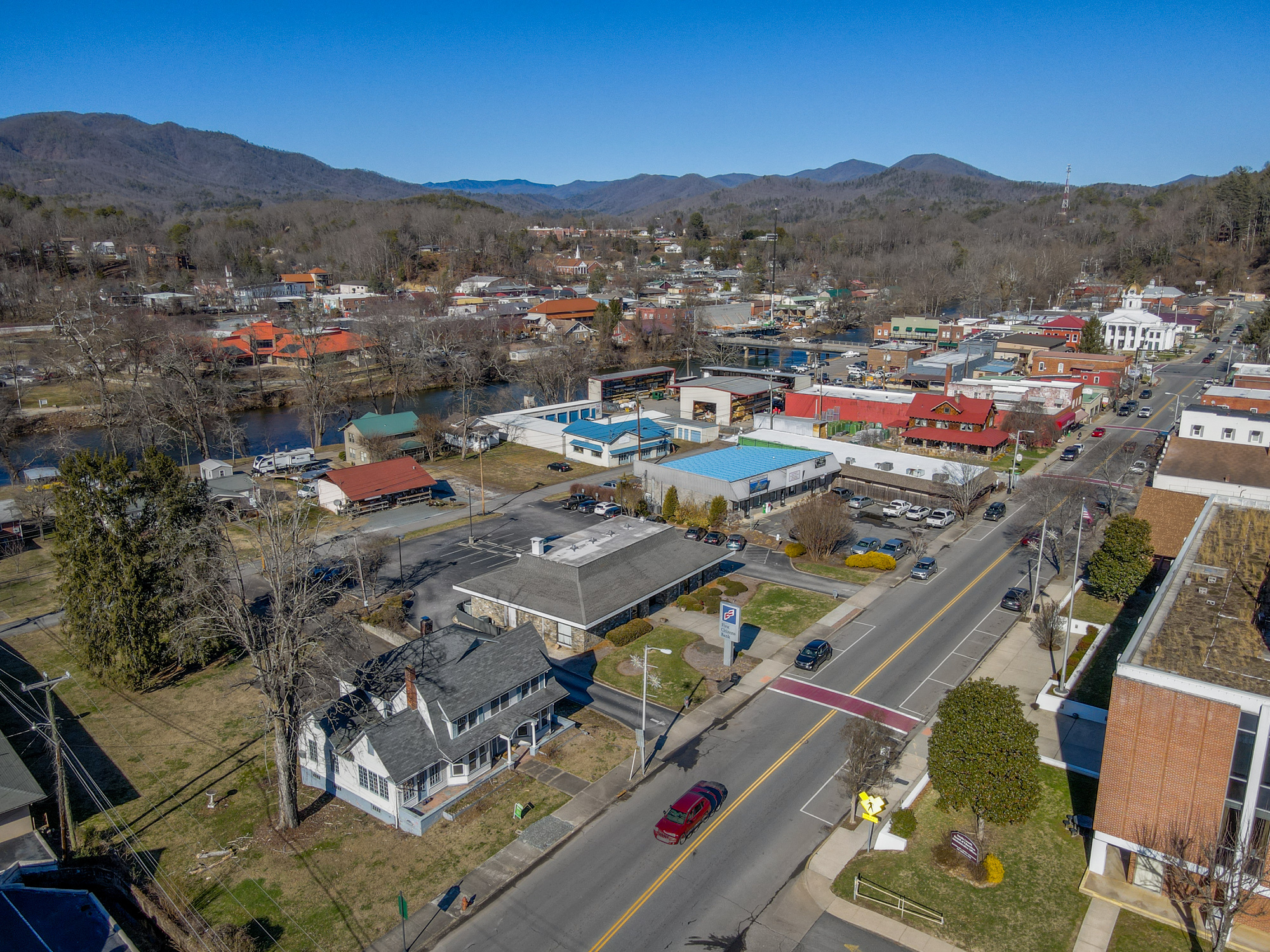 31 Main St, Bryson City, NC à vendre Photo du bâtiment- Image 1 de 1