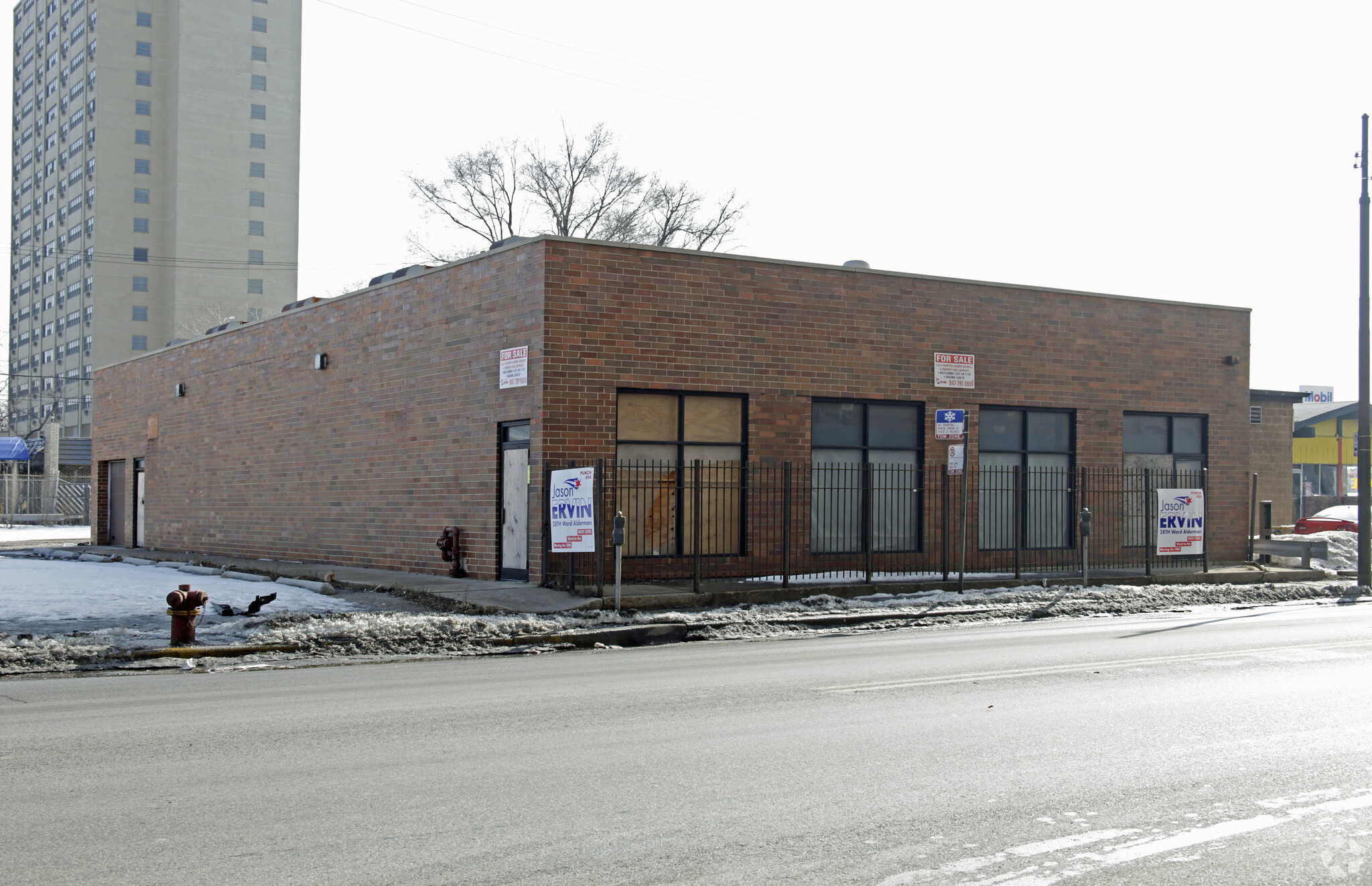 121 N Pulaski Rd, Chicago, IL for sale Primary Photo- Image 1 of 6