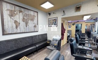 Plus de détails pour Multi-résidentiel à vendre