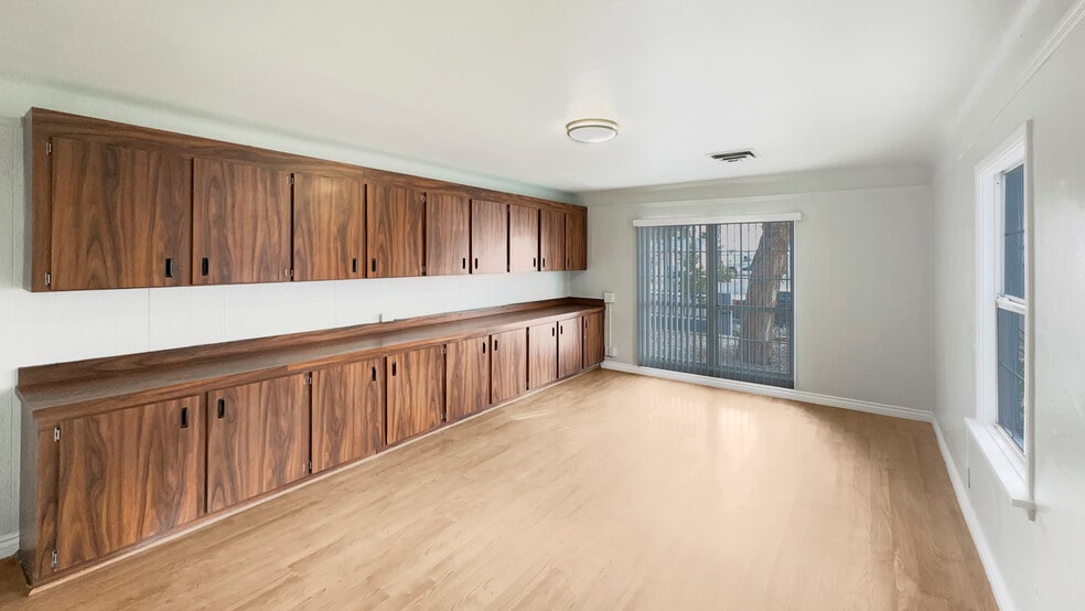 724 S 9th St, Las Vegas, NV à louer - Photo intérieure - Image 3 de 13