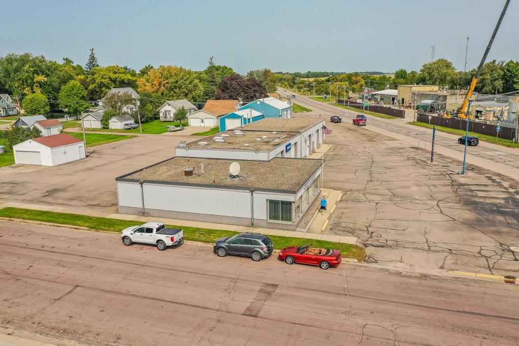 206 N Highway Ave, Blooming Prairie, MN à vendre Photo principale- Image 1 de 34