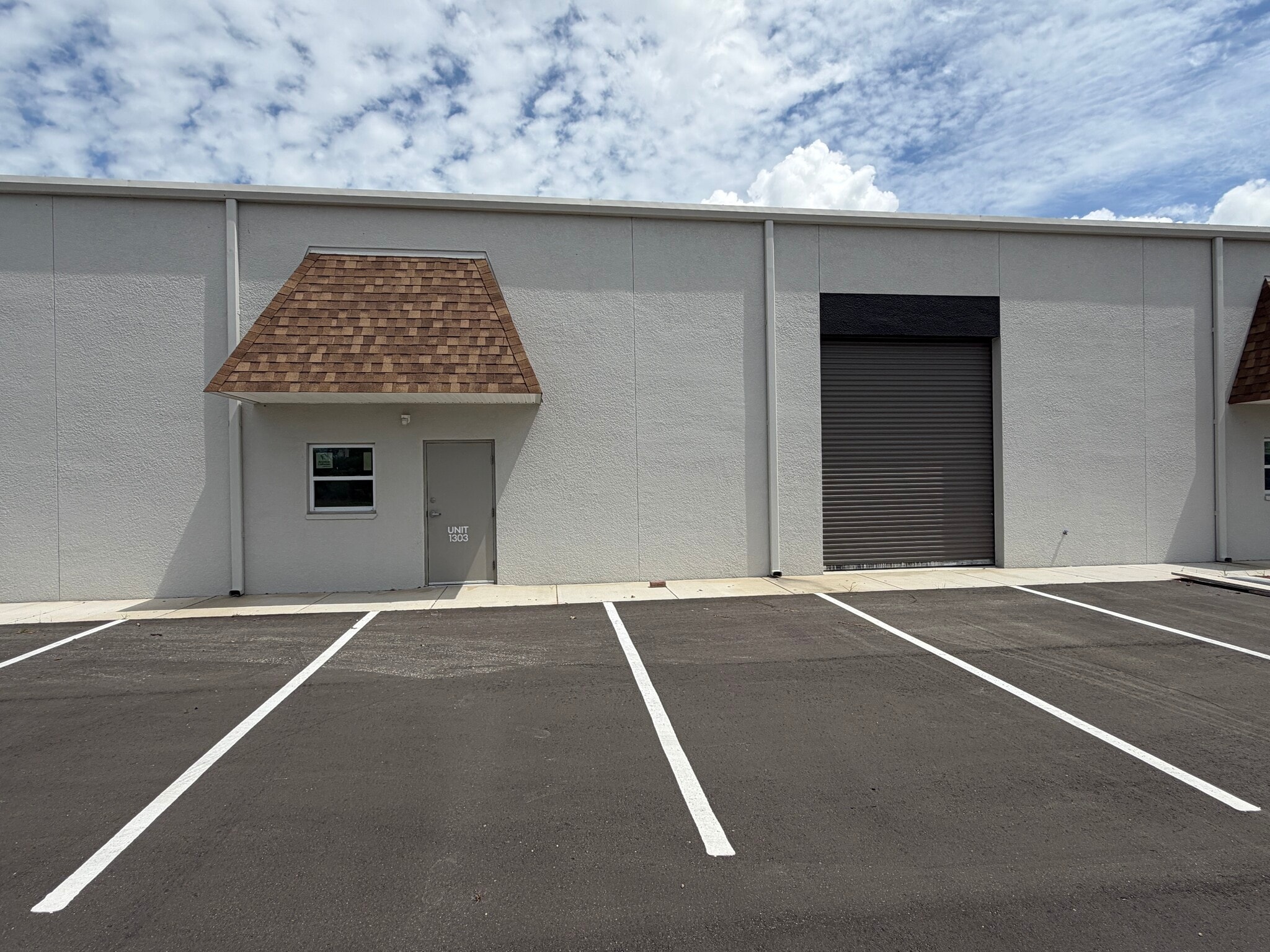 9224 130th Ave, Largo, FL for lease Interior Photo- Image 1 of 9