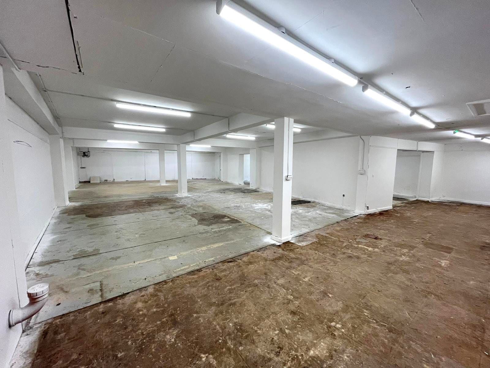 58-62 High St, St Neots à louer Photo intérieure- Image 1 de 3