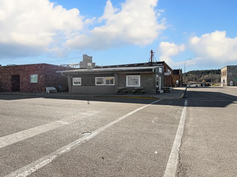 22 Main St, Velva, ND for sale - Building Photo - Image 2 of 24