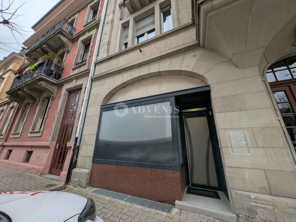 Retail in Strasbourg for lease Building Photo- Image 1 of 8